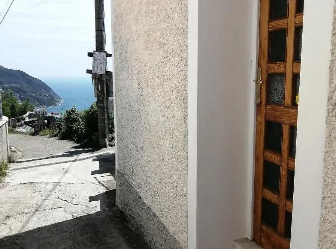 Sentieri Sul Mare